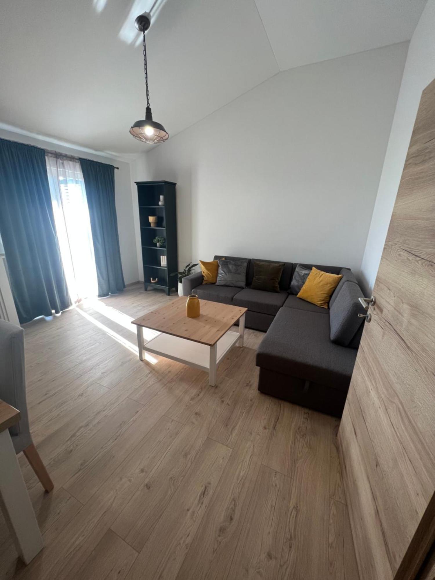 Apartma Iskra